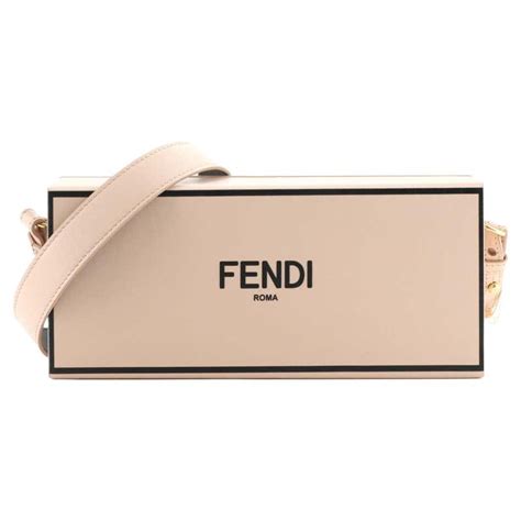 fendi umhängetaschen alte|Fendi handbags.